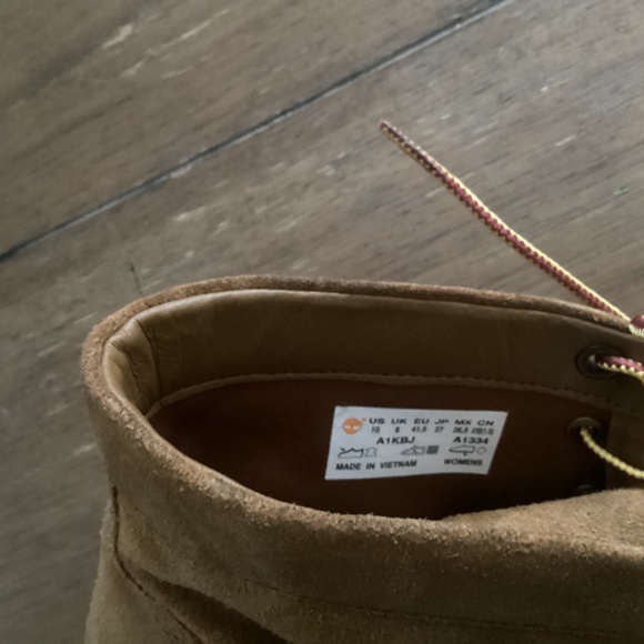 Boots - Picture 9 of 9